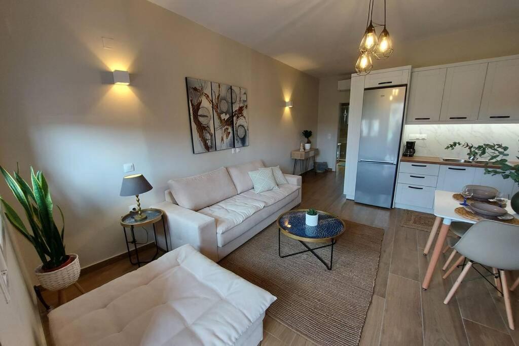 Kentia Fine Living Apartment Kanali  Bagian luar foto